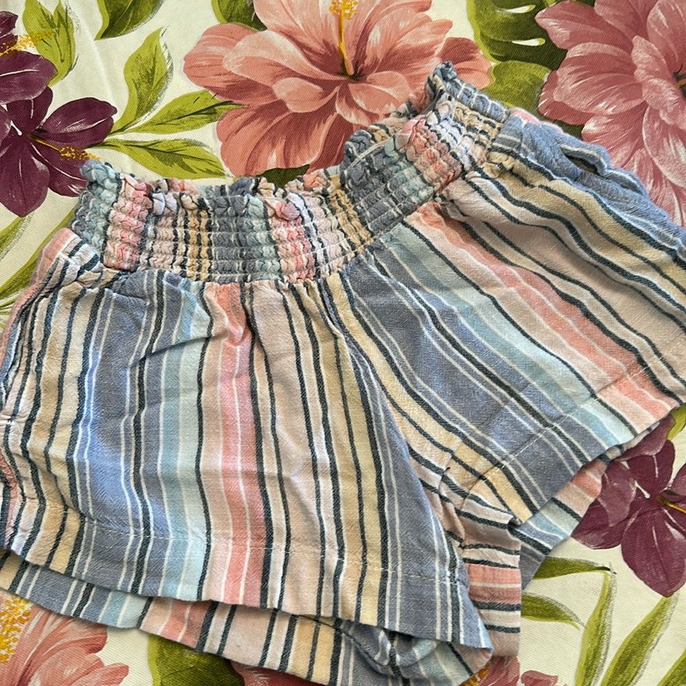 Stripped shorts